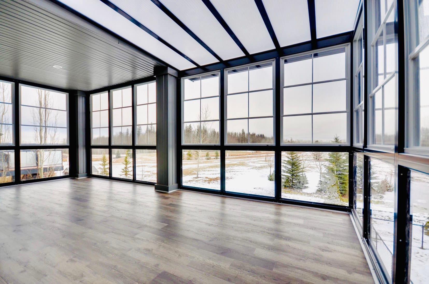 vacant room space